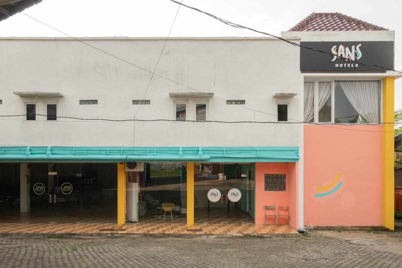 Sans Hotel Beauty Palembang Exteriér fotografie